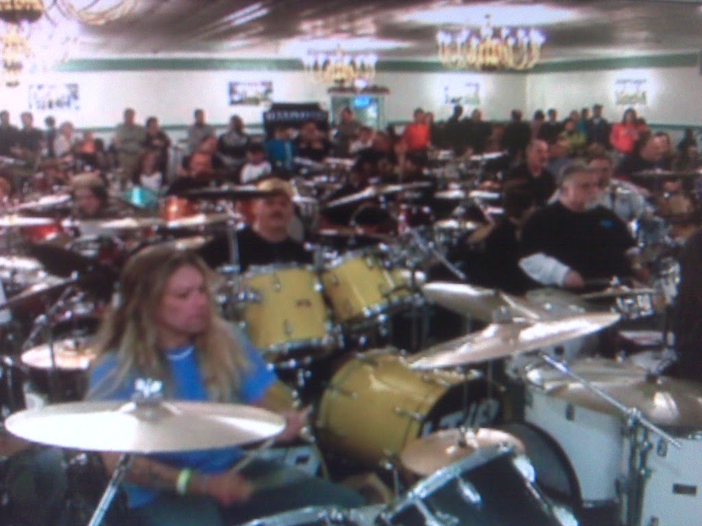 11/01/09: 100 WNY Drummers “Stick it to Hunger”