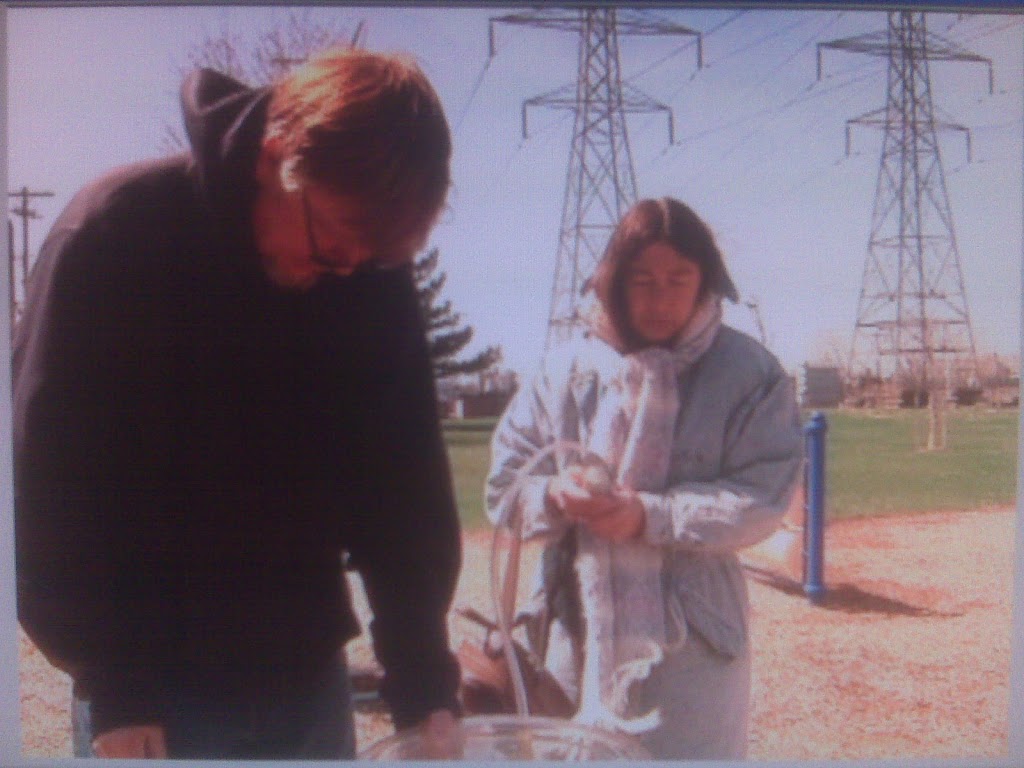 04/10/10: Clean Air Coalition uses “Bucket Brigade” to test Tonawanda air quality